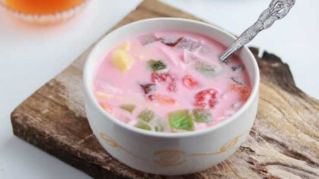 Inspirasi Makanan Dingin untuk Cuaca Panas yang Menyegarkan